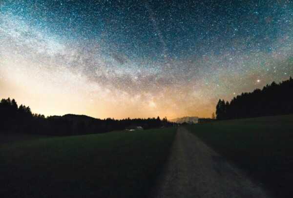 ratenpass-oberageri-switzerland-with-starry-sky-landscape